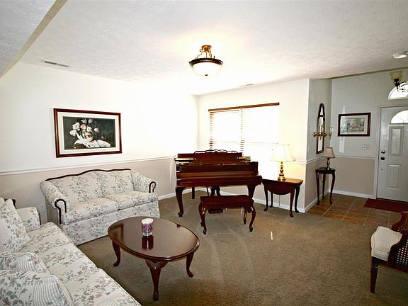 5th image of 1828 Kyverdale Dr