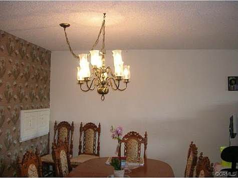 4th image of 530 Fairview Ave APT 19