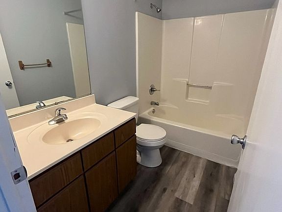 4th image of 631 136th Ave APT 3