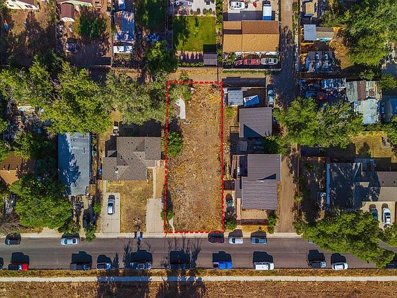 3rd image of 225 3rd St