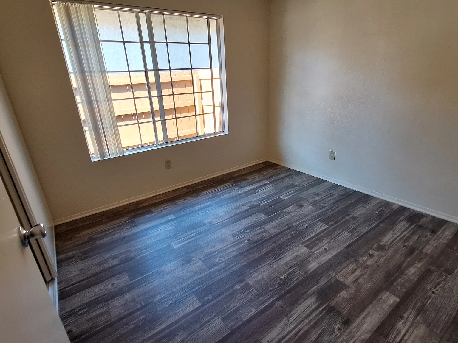 2 bed, 980 sqft, $1,480 — Photo 1