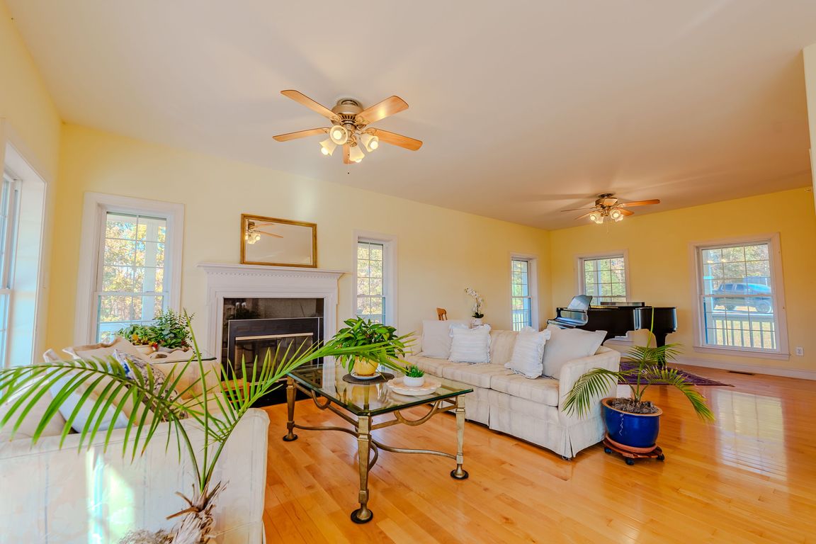 next background image