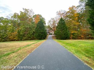 9823 Gunston Hall Rd, Fredericksburg, VA 22408