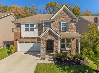 1945 Stonewater Dr, Hermitage, TN 37076