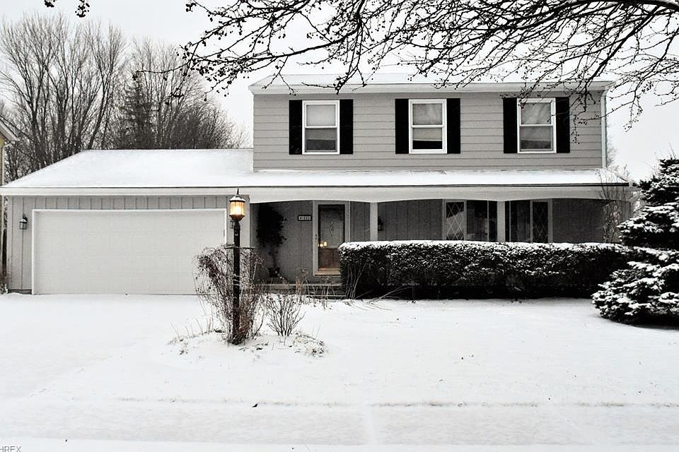 1st image of 111 Hilltop Cir