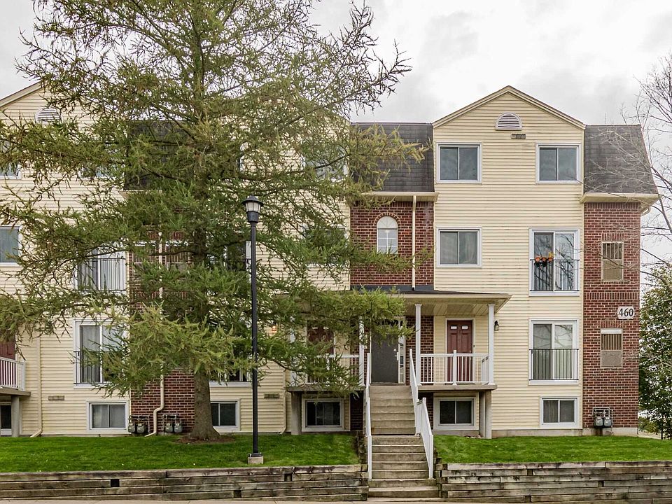 1st image of 460 Janefield Ave #128