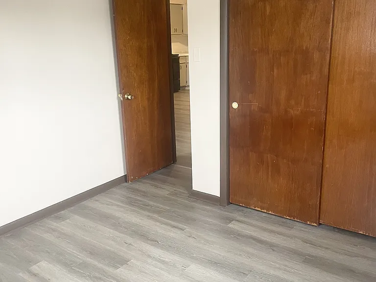 509 5th Ave — Photo 8