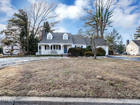 2nd image of 56 Woodland Drive