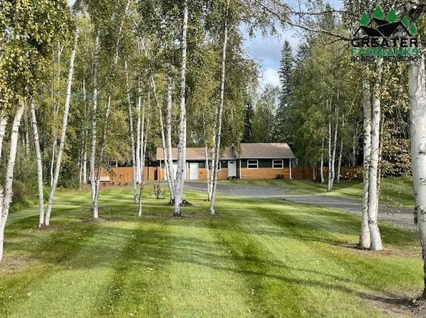 1108 Ichabod St, North Pole, AK 99705