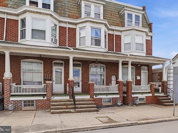 3rd image of 421 York St