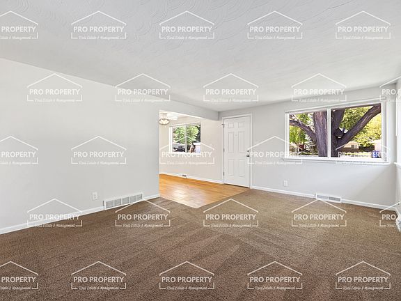 4th image of 905 W Kelly Dr