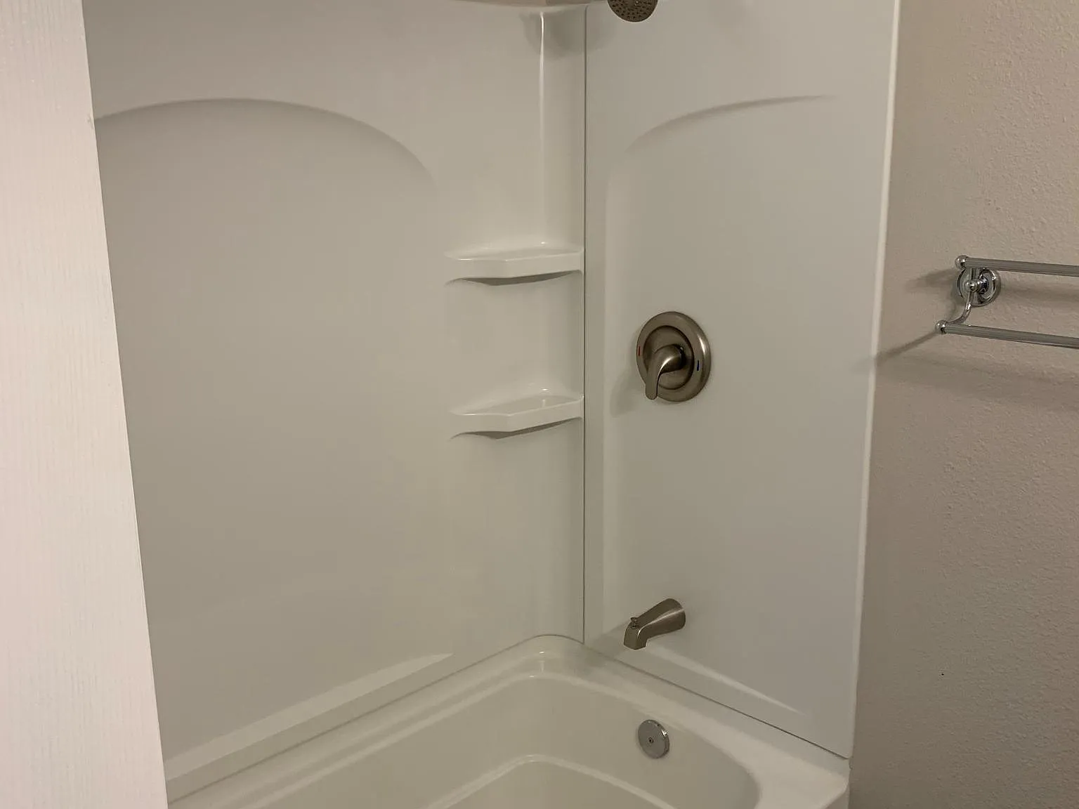 2 bed, $2,975 — Photo 4