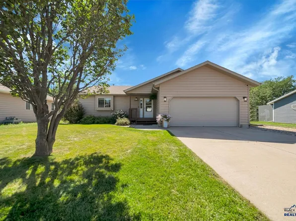 5256 Basswood St, Rapid City, SD 57703