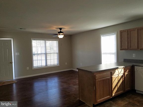 5th image of 137 Aberdeen Dr
