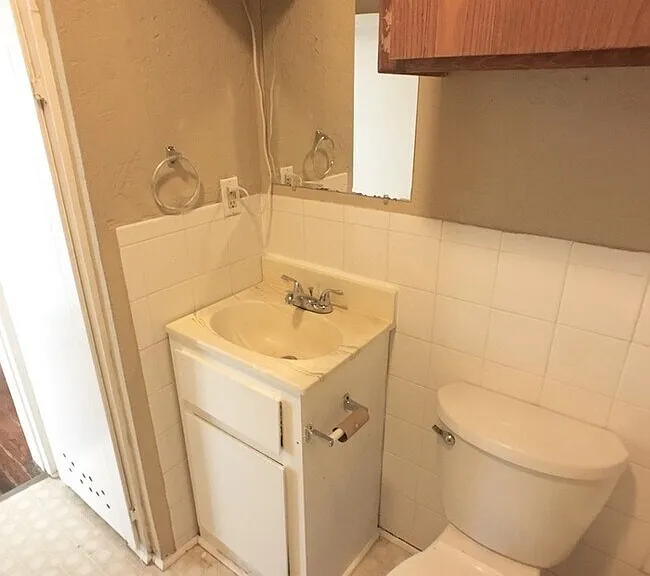 320 W Duffy St — Photo 12