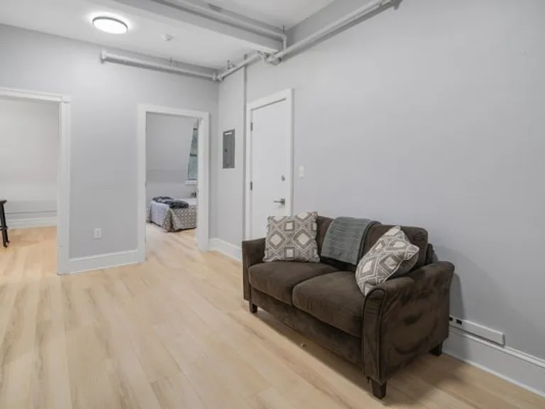 Quarry St. Apartments — Photo 42