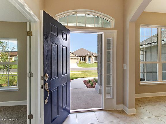 5th image of 35 Flora Lake Cir