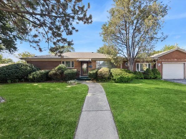 5500 W 90th St, Oak Lawn, IL 60453
