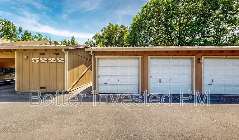 5222 Fulton Rd #7 — Photo 9
