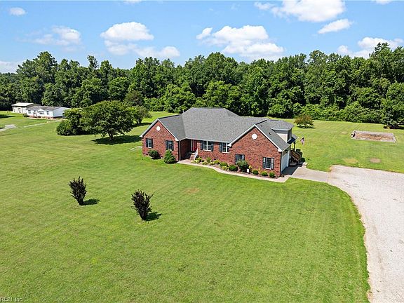 2nd image of 21418 Tan Rd