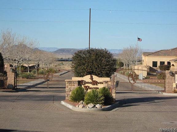 4th image of 3816 Katie Lane