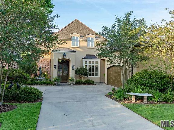 2nd image of 19623 Spyglass Hill Dr
