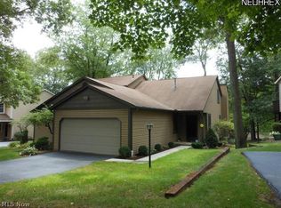 7202 Hills And Dales Rd NW, Massillon, OH 44646