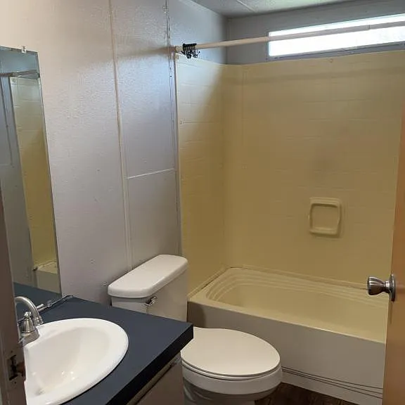 1219 W Choctaw St #16 — Photo 12