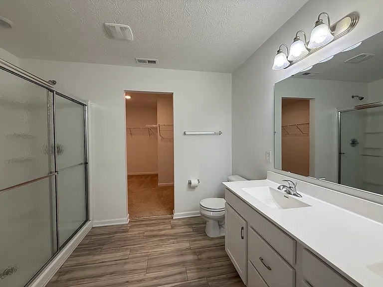 577 Freedom Dr — Photo 16