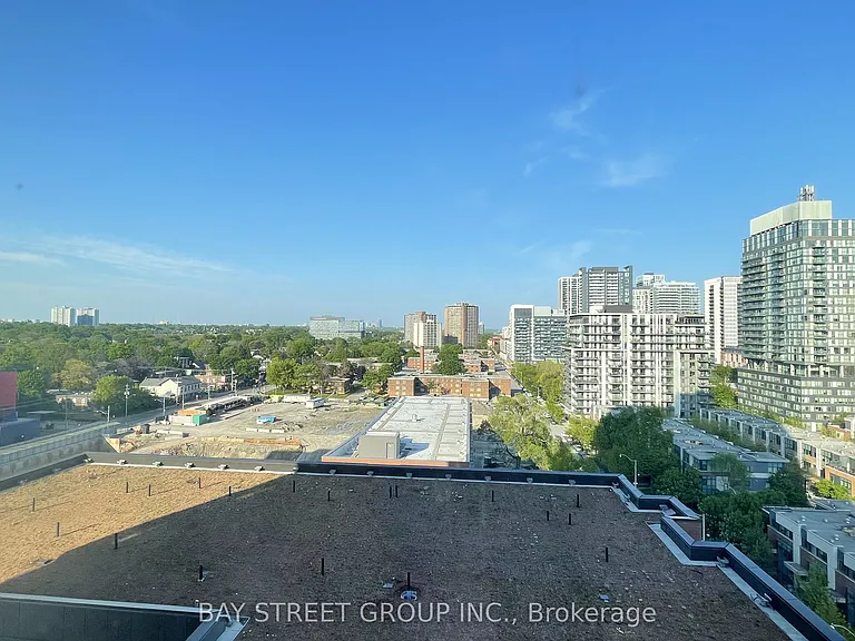 10 Oak St #902 — Photo 17