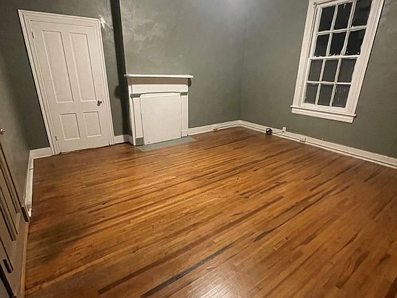 3rd image of 518 Claiborne St