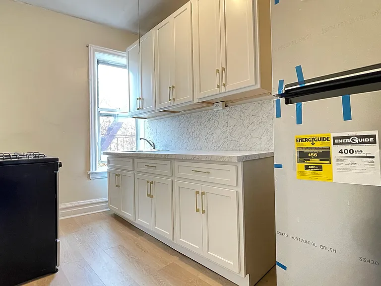 5718 Fort Hamilton Pkwy #B1 — Photo 1