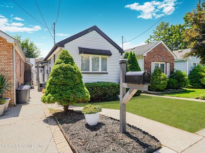 24 Marscher Pl, Staten Island, NY, 10309