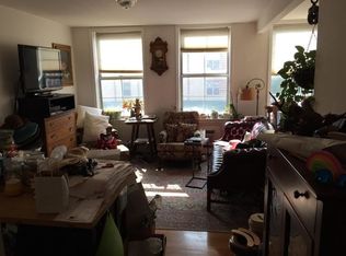 352 E 8th St APT 2, New York, NY 10009