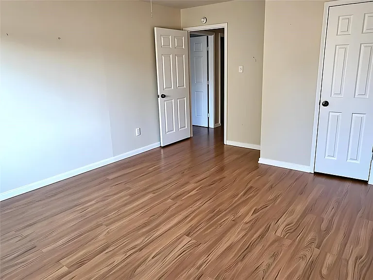 2129 Shiveley Cir — Photo 10