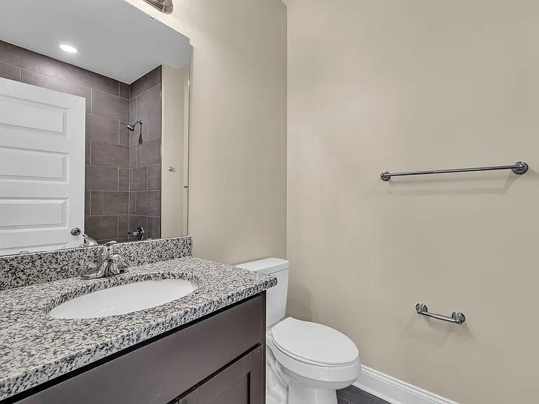 702 Moore St — Photo 14