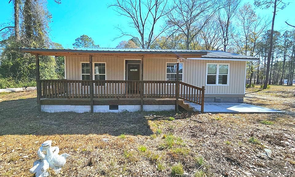 1st image of 858 Augusta Rd