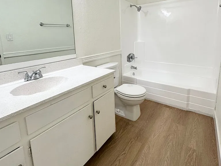 Bever Place — Photo 8