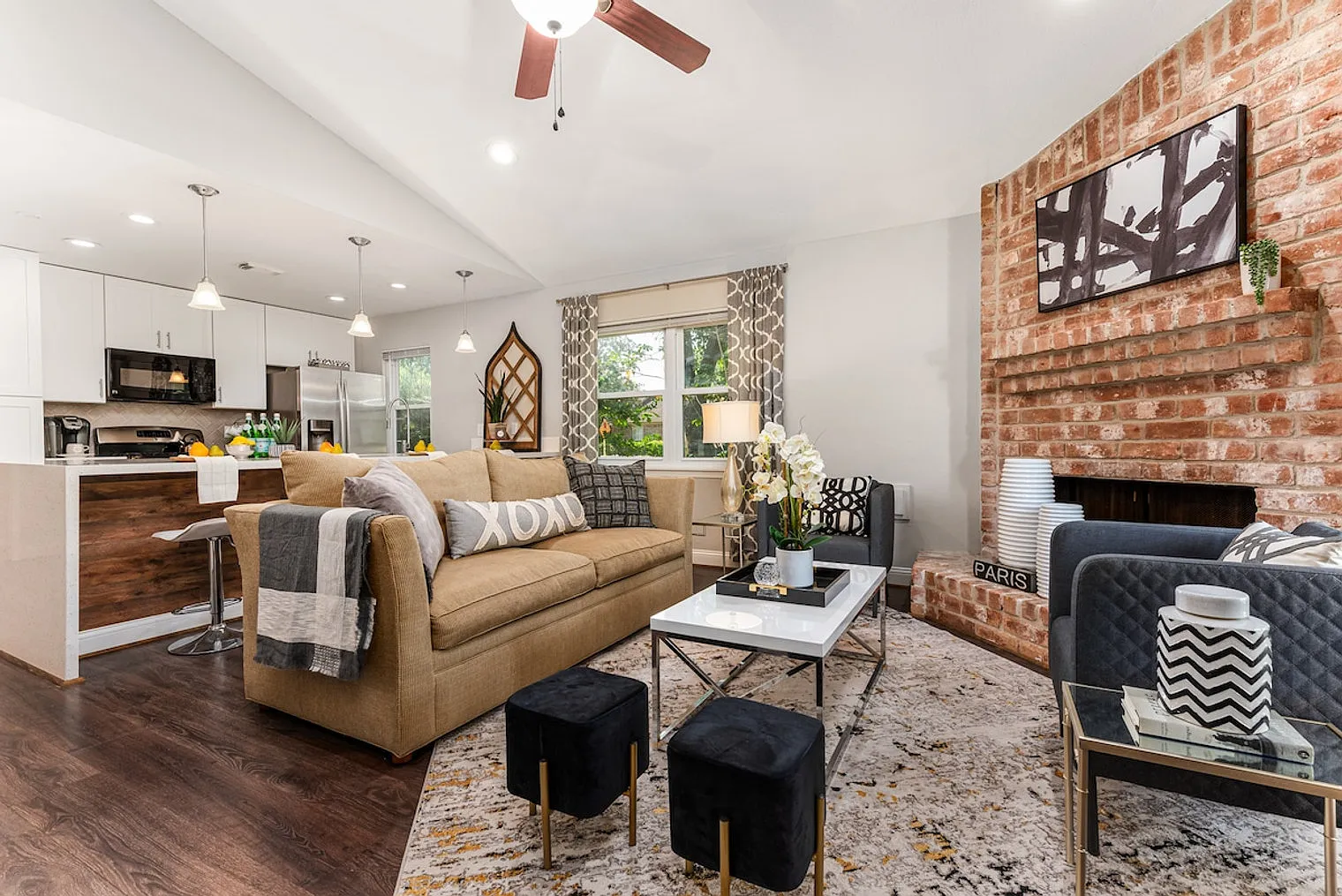 3 bed, 2.0 bath, $5,524 — Photo 2