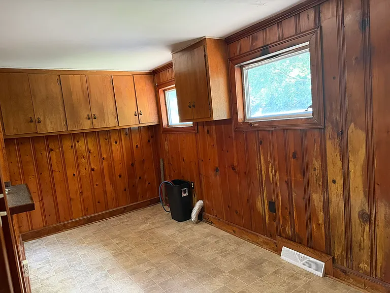 309 Avery Ave — Photo 7