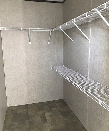5th image of 228 Golfview Ct #78
