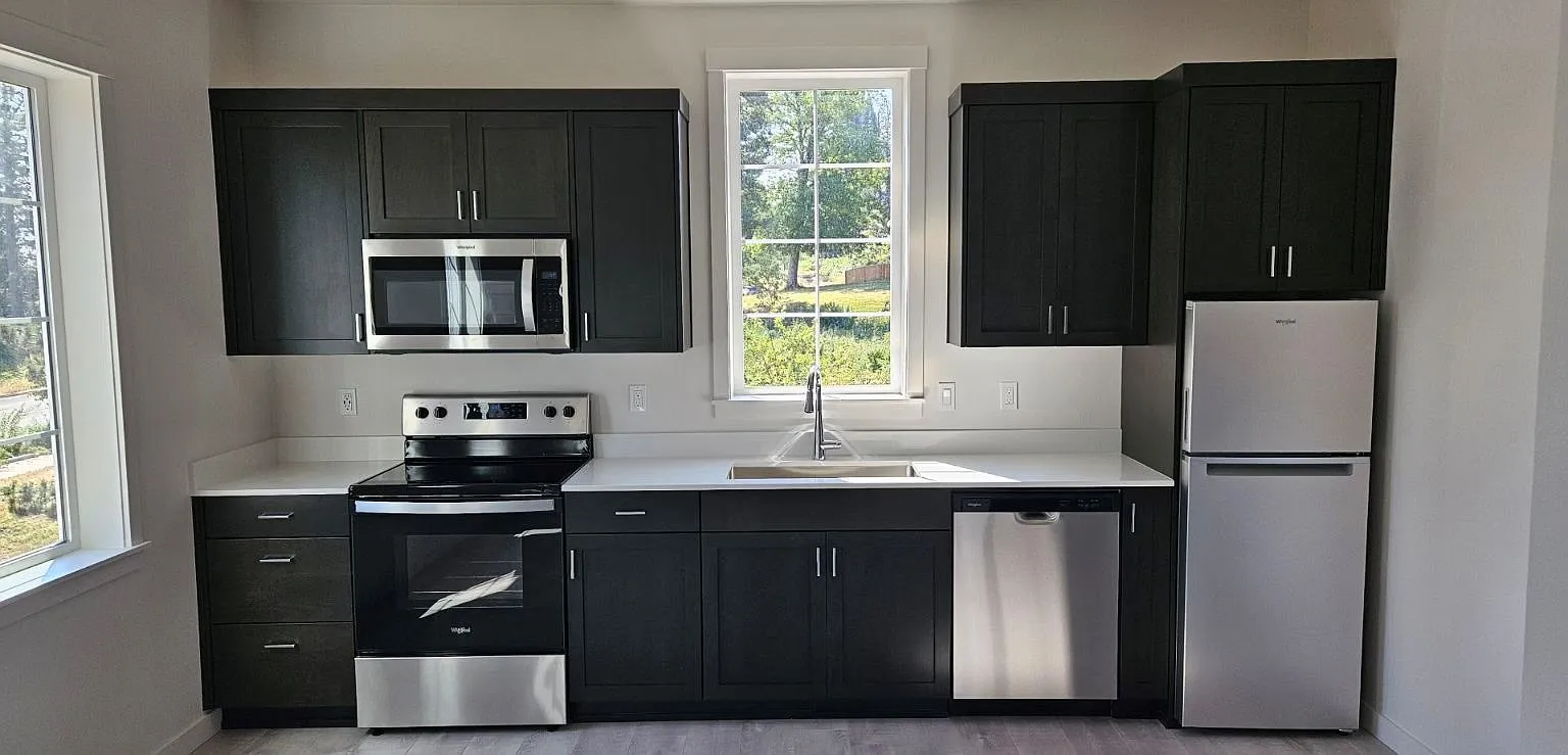 2 bed, 892 sqft, $1,675 — Photo 3