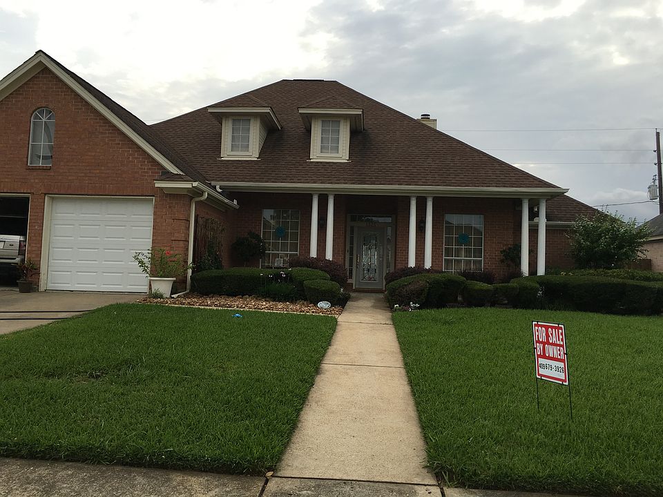 1st image of 1325 Westmeadow Dr