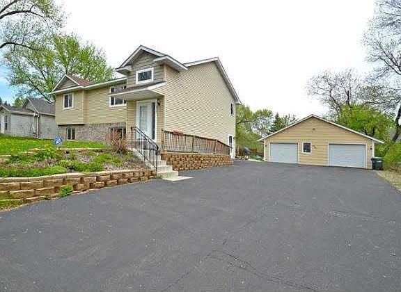 2nd image of 6350 Eagle Lake Drive