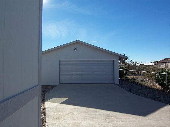 4th image of 966 Turney Dr