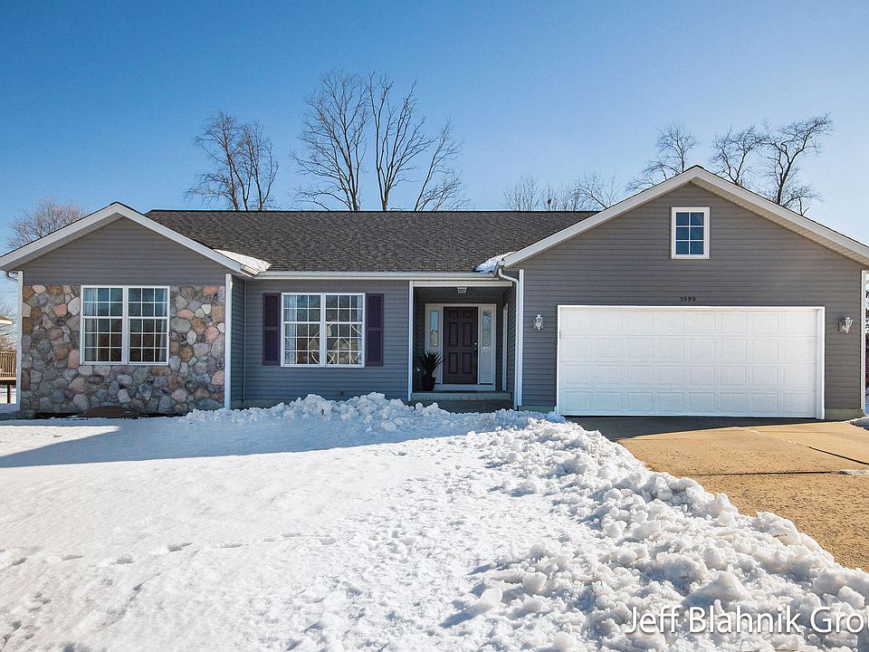 1st image of 3590 Sunrise Ln NW