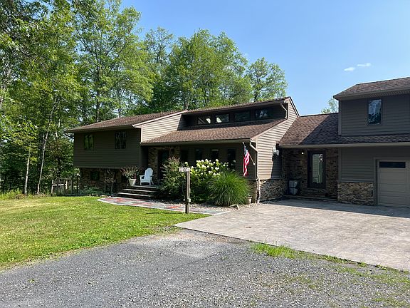 Front of house from driveway