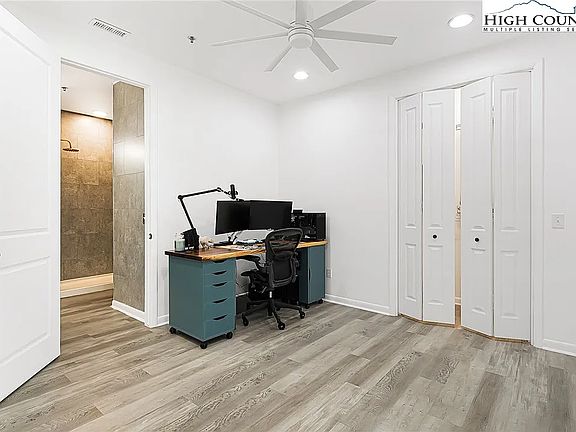 2nd image of 215 S Jefferson Ave #107