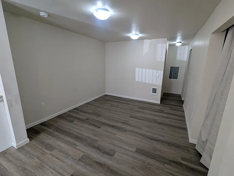 310 E Main St #2 — Photo 5
