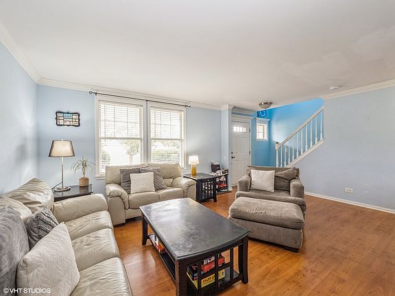 2nd image of 10 Sussex Ct
